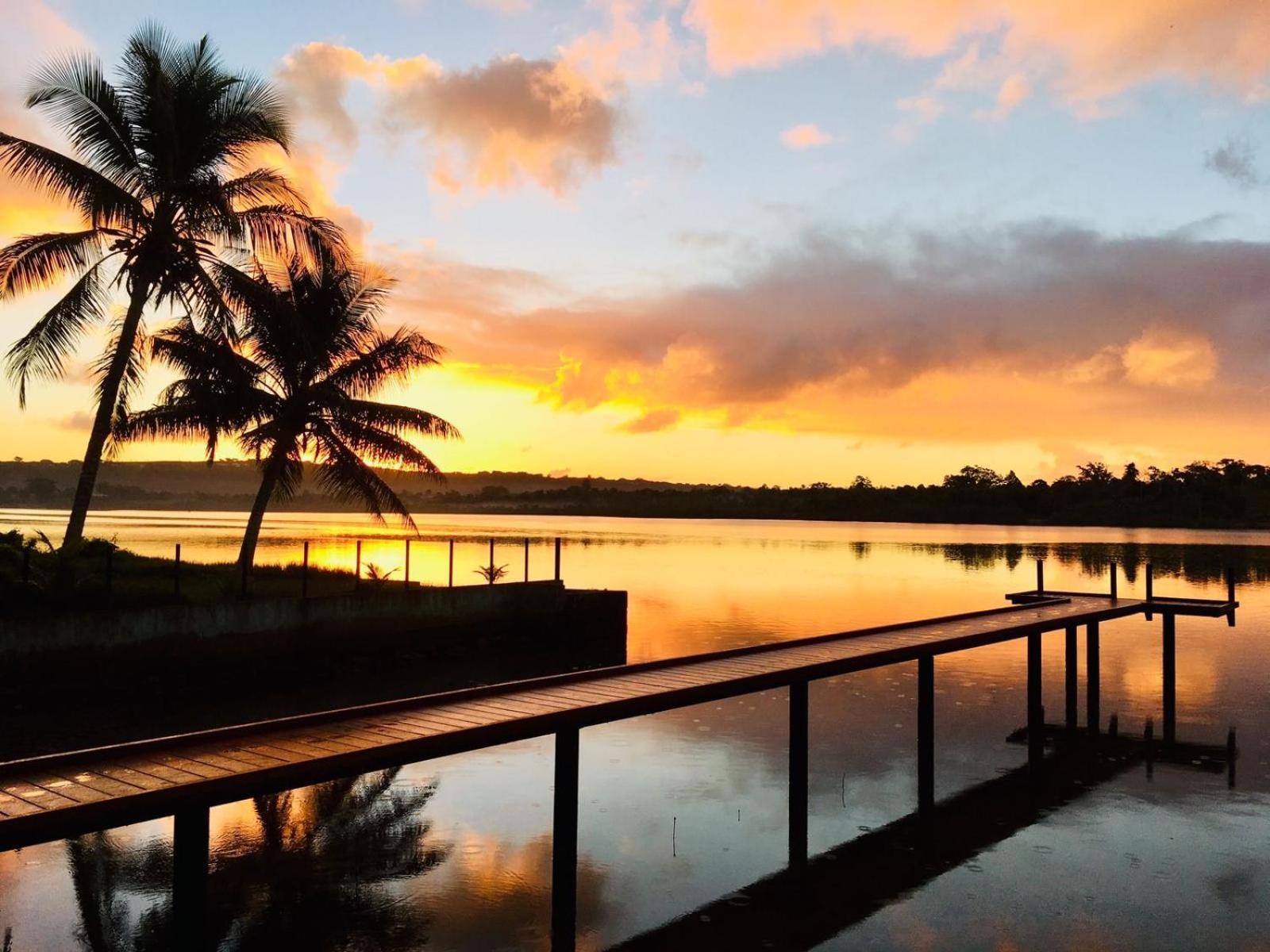 Seachange Lodge Port Vila Exterior photo
