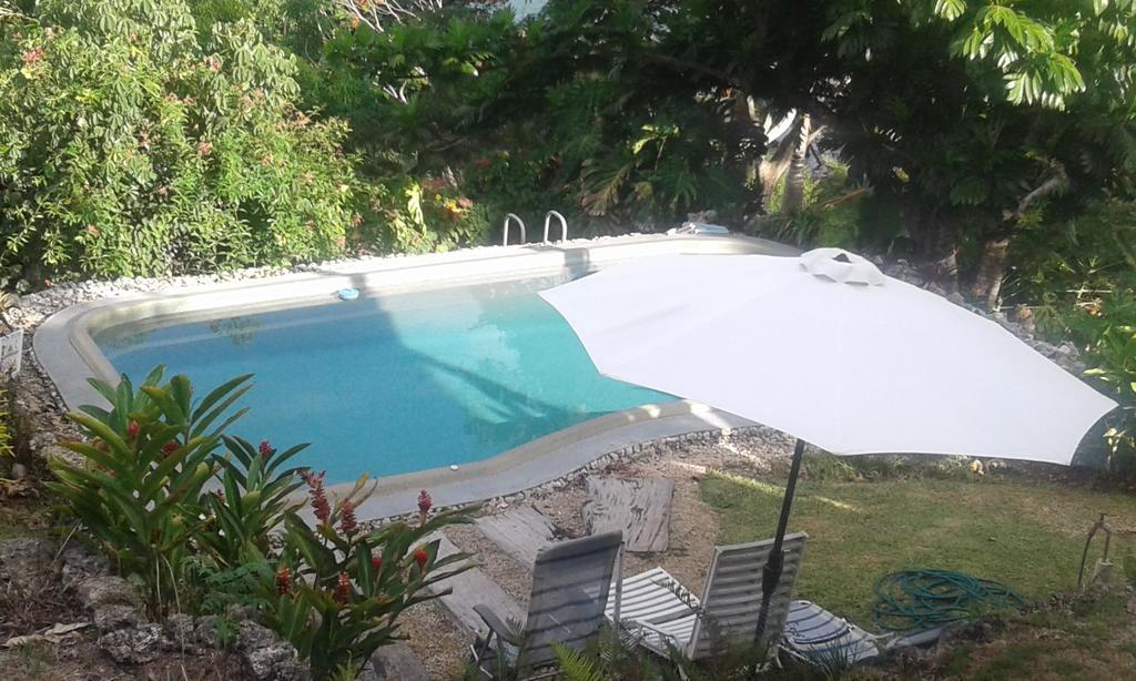 Seachange Lodge Port Vila Exterior photo