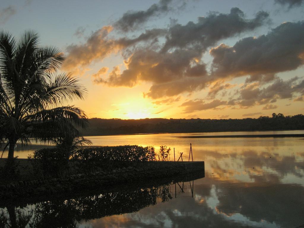 Seachange Lodge Port Vila Exterior photo